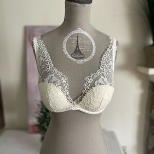 Intimissimi Eyelash Lace Cream Bra